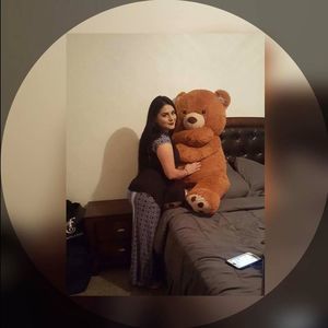 Meet your Posher, Janeth